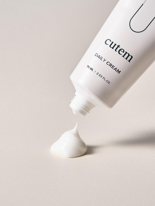 CUTEM Daily Cream | Codzienny krem nawilżający i regenerujący z ceramidami i peptydami | 75 ml